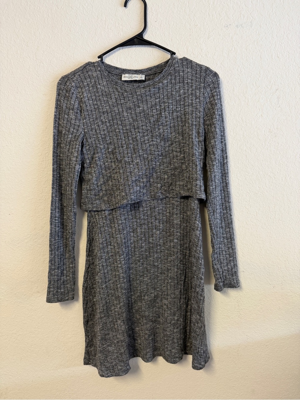 Abercrombie & Fitch Heather Charcoal Ribbed Knit Top